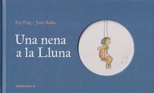UNA NENA A LA LLUNA